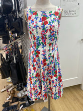 Load image into Gallery viewer, Talbots floral dress 4