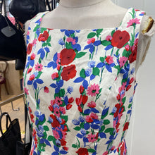 Load image into Gallery viewer, Talbots floral dress 4