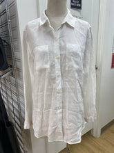 Load image into Gallery viewer, Lord & Taylor linen top L
