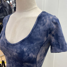 Load image into Gallery viewer, Lululemon orange 6
