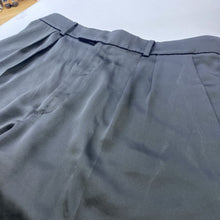 Load image into Gallery viewer, Banana Republic (outlet) satin shorts 12