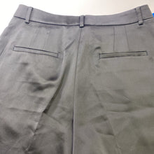 Load image into Gallery viewer, Banana Republic (outlet) satin shorts 12