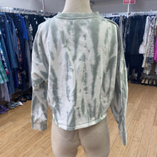 Load image into Gallery viewer, Banana Republic cropped crewneck M