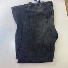 Load image into Gallery viewer, DU/ER pull on jeans XS