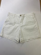 Load image into Gallery viewer, AG Jeans shorts 27
