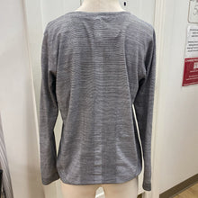 Load image into Gallery viewer, Lululemon long sleeve top 10