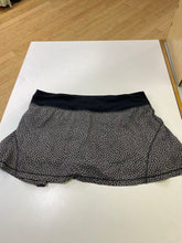 Load image into Gallery viewer, Lululemon skort 8
