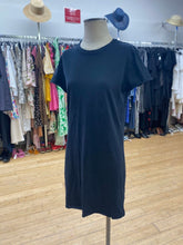 Load image into Gallery viewer, Frank & Eileen t-shirt dress M