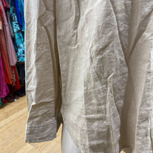 Load image into Gallery viewer, Tahari linen/blend popover L