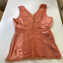 Load image into Gallery viewer, Tristan & Iseut vintage satin detail top XS *As Is