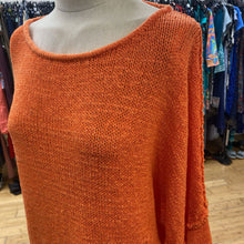 Load image into Gallery viewer, Viens Avec Moi rollneck sweater O/S