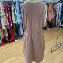 Load image into Gallery viewer, Tilley sporty dress L