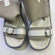 Load image into Gallery viewer, Fly London wedge sandals 41