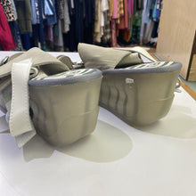 Load image into Gallery viewer, Fly London wedge sandals 41