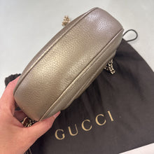 Load image into Gallery viewer, Gucci Metallic Gold Pebbled Calfskin Leather Small Soho Disco Bag