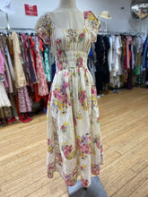 Load image into Gallery viewer, Gap floral dress S