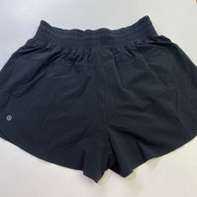 Load image into Gallery viewer, Lululemon shorts M NWT