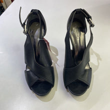 Load image into Gallery viewer, Coach Sandals 6.5