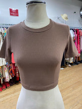 Load image into Gallery viewer, White Fox top XS NWT