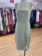 Load image into Gallery viewer, Babaton dress 4