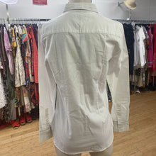 Load image into Gallery viewer, Tommy Hilfiger button up NWT S