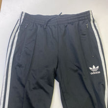 Load image into Gallery viewer, Adidas joggers S