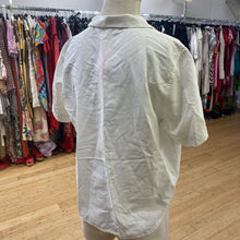 Load image into Gallery viewer, Uniqlo shirt M