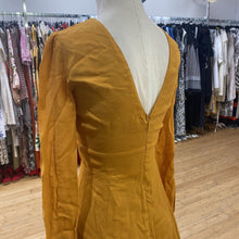 Load image into Gallery viewer, Reformation dress 0