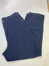 Load image into Gallery viewer, Uniqlo striped pants L