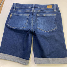 Load image into Gallery viewer, Paige Jax Knee denim shorts 26