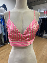 Load image into Gallery viewer, BooHoo satin bra top 12