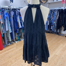 Load image into Gallery viewer, Anthropologie flowy top M