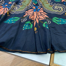 Load image into Gallery viewer, Arvanti beaded skirt 1XL