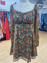 Load image into Gallery viewer, Sadie & Sage dress L