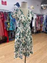 Load image into Gallery viewer, Pact cotton blend dress S