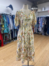 Load image into Gallery viewer, Roots floral dress M