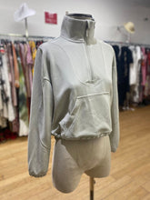 Load image into Gallery viewer, Lululemon cropped sweater 4