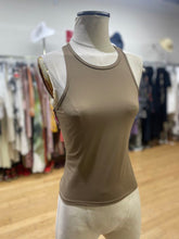 Load image into Gallery viewer, Sweaty Betty top M