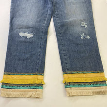 Load image into Gallery viewer, Chicos fringe/beaded hem jeans 4