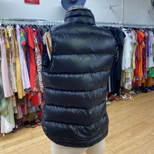 Load image into Gallery viewer, J Crew down vest M