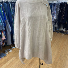 Load image into Gallery viewer, Froccella tunic top OS
