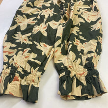 Load image into Gallery viewer, Zara pants XS