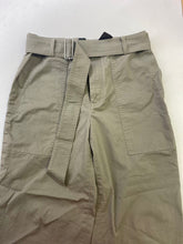 Load image into Gallery viewer, Club Monaco belted pants 4