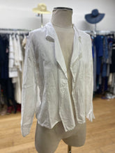 Load image into Gallery viewer, Wilfred linen shirt XS