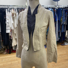 Load image into Gallery viewer, Jennifer Glasgow linen/blend crop blazer M