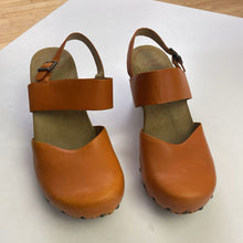 Load image into Gallery viewer, Dansko clog sandals 40