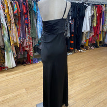 Load image into Gallery viewer, Ever New Melbourne formal dress 6