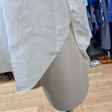 Load image into Gallery viewer, Joie Silk top M