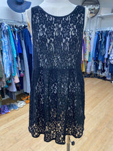 Load image into Gallery viewer, Wilfred lace tunic S