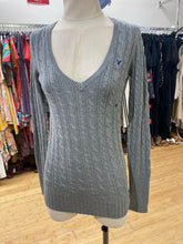 Load image into Gallery viewer, American Eagle vneck sweater M NWT
